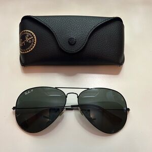 Ray Ban - Aviator Total Black Polarized Sunglasses